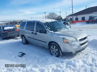 2008 Chevrolet Uplander LS with VIN 1GNDV23W58D150566, listed as a IAAI auction lot 41421467 with 122,264 mi miles. Bid and sale history available at carsss.com. Image 1.