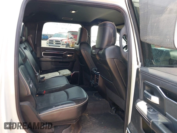 2022 Ram 2500 Laramie with VIN 3C6UR5FL0NG143918, listed as a IAAI auction lot 42373907 with 91,918 mi miles and . Bid and sale history available at DreamBid. Image 8.