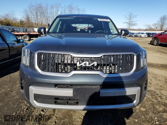 2024 Kia Telluride LX with VIN 5XYP24GC0RG553481, listed as a Copart auction lot 83525194 with 3,934 mi miles and Salvage title. Bid and sale history available at DreamBid. Image 5.