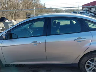 2018 Ford Focus SE with VIN 1FADP3F28JL239860, listed as a IAAI auction lot 41497350 with 84,666 mi miles. Bid and sale history available at carsss.com. Image 14.