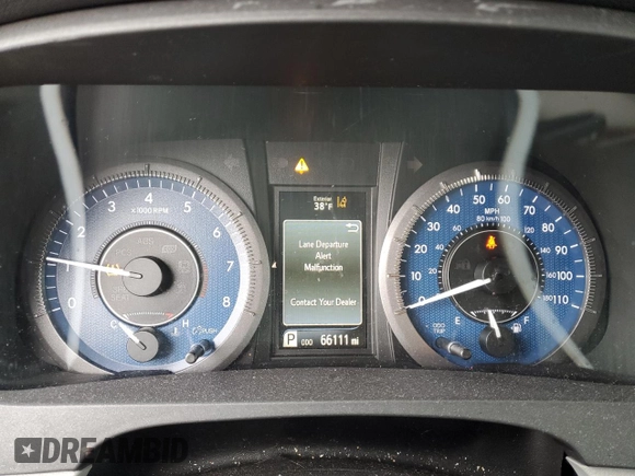 2018 Toyota Sienna LE Auto Access Seat with VIN 5TDKZ3DC1JS904717, listed as a Copart auction lot 43909145 with 66,111 mi miles and Salvage Title. Bid and sale history available at carsss.com. Image 9.