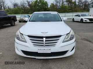 2014 Hyundai Genesis R-Spec z VIN KMHGC4DHXEU262634, wystawiony jako Copart lot #58714705 z przebiegiem 160 521 mil mil oraz Tytuł czysty. Historia ofert i sprzedaży dostępna na DreamBid. Obrazek 5.