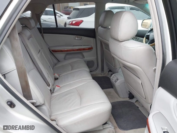 2006 Lexus RX 330 with VIN 2T2GA31U36C048195, listed as a IAAI auction lot 41709397 with 200,339 mi miles. Bid and sale history available at carsss.com. Image 8.