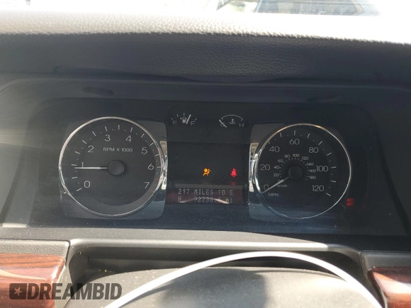 2008 Lincoln MKZ z VIN 3LNHM28T68R611563, wystawiony jako Copart lot #50805495 z przebiegiem 92 238 mil mil oraz Szkoda całkowita • Salvage title. Historia ofert i sprzedaży dostępna na DreamBid. Obrazek 9.