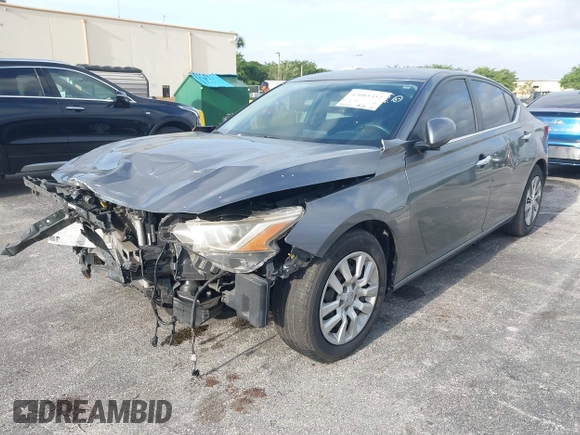 2020 Nissan Altima 2.5 S with VIN 1N4BL4BV4LC247109, listed as a IAAI auction lot 42085352 with 99,016 mi miles. Bid and sale history available at carsss.com. Image 6.