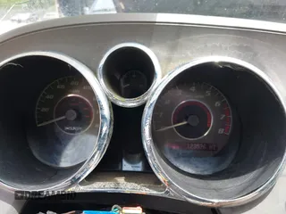 2007 Pontiac Solstice GXP z VIN 1G2MG35X17Y125299, wystawiony jako IAAI lot #42168624 z przebiegiem 123 526 mil mil oraz . Historia ofert i sprzedaży dostępna na DreamBid. Obrazek 7.