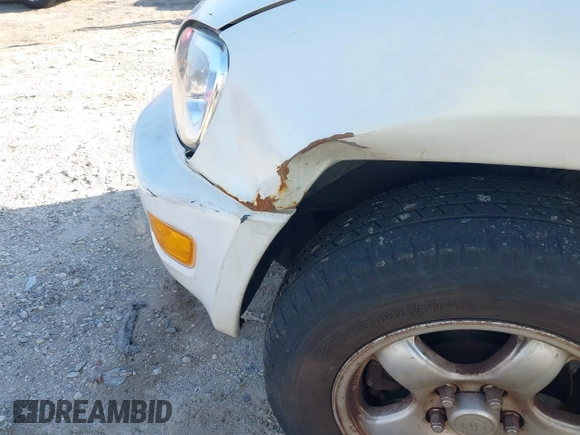 2000 Toyota RAV4 with VIN JT3GP10VXY7065795, listed as a IAAI auction lot 41792644 with 176,444 mi miles and . Bid and sale history available at DreamBid. Image 6.