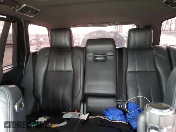 2014 Land Rover Range Rover Supercharged with VIN SALGS3TF7EA193753, listed as a Copart auction lot 48205405 with 122,881 mi miles and Clean title. Bid and sale history available at DreamBid. Image 10.