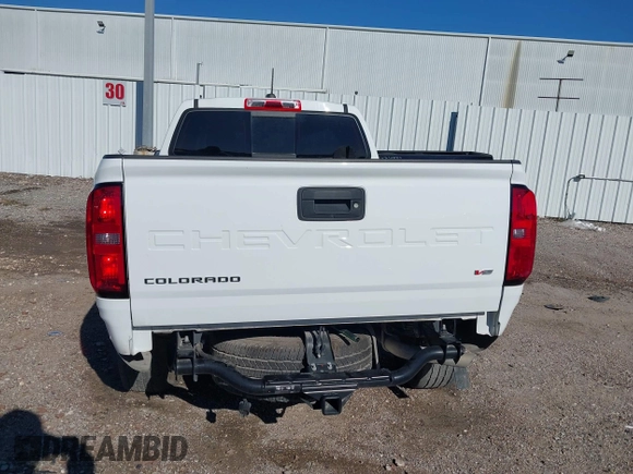 2022 Chevrolet Colorado 2WD LT z VIN 1GCGSCEN5N1242413, wystawiony jako IAAI lot #41228029 z przebiegiem 37 144 mil mil oraz . Historia ofert i sprzedaży dostępna na DreamBid. Obrazek 17.