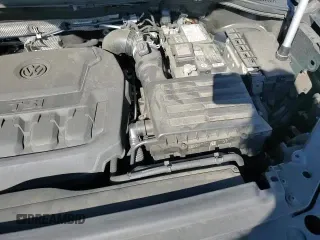 2018 Volkswagen Tiguan S с VIN 3VV1B7AX7JM108666, выставлен на аукционе Copart как лот 80034905 с пробегом 109 757 миль миль и Списание • Salvage title. История ставок и продаж доступна на DreamBid. Изображение 14.