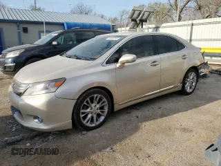 2011 Lexus HS 250h z VIN JTHBB1BAXB2045936, wystawiony jako Copart lot #50404155 z przebiegiem 175 685 mil mil oraz Szkoda całkowita • Salvage title. Historia ofert i sprzedaży dostępna na DreamBid. Obrazek 1.