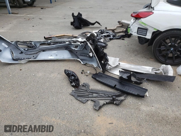 2022 BMW 8 Series 840i z VIN WBADZ2C04NCK03233, wystawiony jako Copart lot #48758235 z przebiegiem 18 113 mil mil oraz Szkoda całkowita • Salvage title. Historia ofert i sprzedaży dostępna na DreamBid. Obrazek 14.