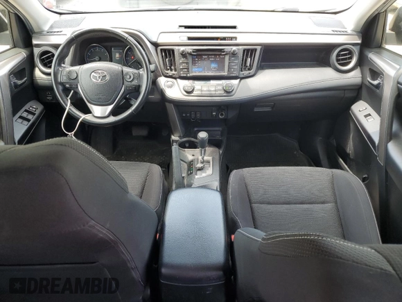 2018 Toyota RAV4 XLE z VIN JTMRFREV6JJ261322, wystawiony jako Copart lot #58483185 z przebiegiem 71 163 mil mil oraz Szkoda całkowita • Salvage title. Historia ofert i sprzedaży dostępna na DreamBid. Obrazek 8.