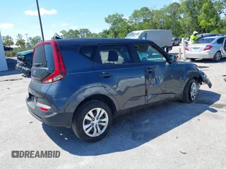 2021 Kia Soul S with VIN KNDJ23AU5M7792614, listed as a IAAI auction lot 41894118 with 27,117 mi miles and . Bid and sale history available at DreamBid. Image 4.