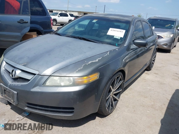 2005 Acura TL with VIN 19UUA66205A061121, listed as a IAAI auction lot 42054185 with 165,097 mi miles. Bid and sale history available at carsss.com. Image 2.