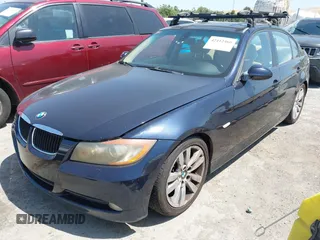 2006 BMW 3 Series 325i z VIN WBAVB17516NK41341, wystawiony jako IAAI lot #42412466 z przebiegiem 237 804 mil mil oraz . Historia ofert i sprzedaży dostępna na DreamBid. Obrazek 2.