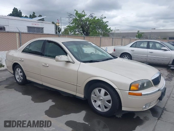 2002 Lincoln LS w/Base Pkg with VIN 1LNHM86S32Y674786, listed as a IAAI auction lot 42056225 with 52,151 mi miles. Bid and sale history available at carsss.com. Image 1.