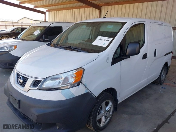 2018 Nissan NV200 Compact Cargo S with VIN 3N6CM0KN8JK704139, listed as a IAAI auction lot 41624010 with 186,513 mi miles. Bid and sale history available at carsss.com. Image 2.