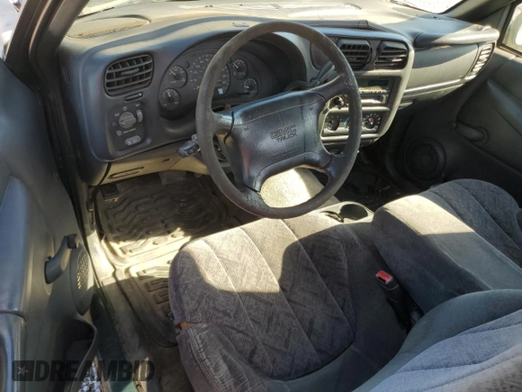 1998 GMC Sonoma with VIN 1GTCS1449WK508202, listed as a Copart auction lot 85670944 with 269,162 mi miles and Non Repairable. Bid and sale history available at DreamBid. Image 8.
