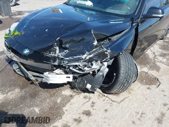 2018 BMW 3 Series 340i z VIN WBA8B3G54JNV00888, wystawiony jako IAAI lot #42062044 z przebiegiem 64 412 mil mil oraz . Historia ofert i sprzedaży dostępna na DreamBid. Obrazek 6.