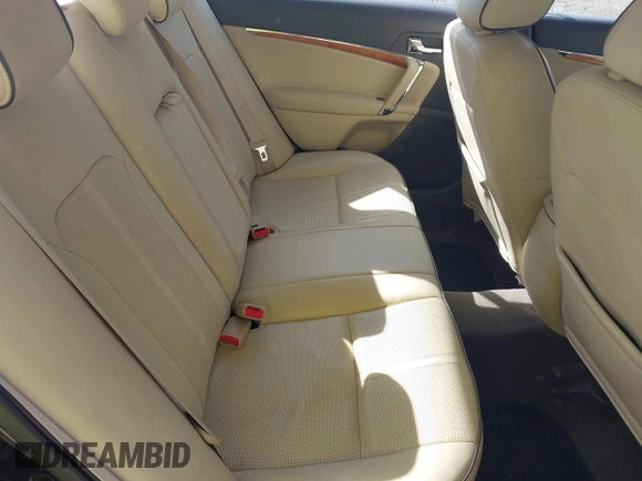 2010 Lincoln MKZ with VIN 3LNHL2JC5AR640474, listed as a IAAI auction lot 42250379 with 163,398 mi miles and . Bid and sale history available at DreamBid. Image 8.