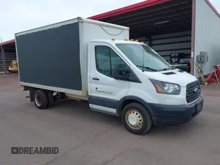 2017 Ford TRANSIT z VIN 1FDBF8ZM1HKB48536, wystawiony jako IAAI lot #42306764 z przebiegiem 74 477 mil mil oraz . Historia ofert i sprzedaży dostępna na DreamBid. Obrazek 1.