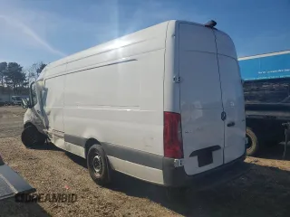 2022 Mercedes-Benz Sprinter with VIN W1Y4EDHY9NT107571, listed as a Copart auction lot 49267305 with 40,059 mi miles and Salvage Title. Bid and sale history available at DreamBid. Image 2.