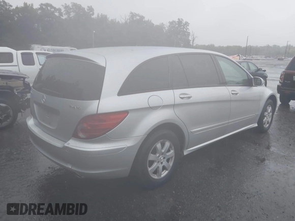 2006 Mercedes-Benz R 3.5L with VIN 4JGCB65E46A032012, listed as a IAAI auction lot 42321103 with Not provided miles and . Bid and sale history available at DreamBid. Image 4.