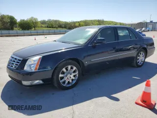 2008 Cadillac DTS 1SC z VIN 1G6KD57YX8U182738, wystawiony jako Copart lot #53188875 z przebiegiem 163 378 mil mil oraz Czysty tytuł • Clean title. Historia ofert i sprzedaży dostępna na DreamBid. Obrazek 1.