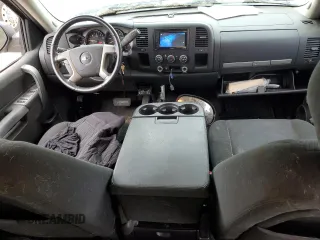 2013 Chevrolet Silverado 1500 LT with VIN 3GCPCSEA0DG113306, listed as a Copart auction lot 85650634 with 126,002 mi miles and Salvage Title. Bid and sale history available at DreamBid. Image 8.