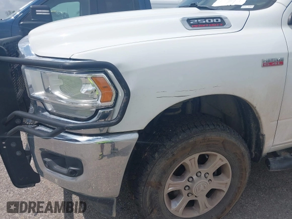 2019 Ram 2500 Big Horn with VIN 3C6UR5JJ6KG598077, listed as a IAAI auction lot 41852866 with 139,291 mi miles. Bid and sale history available at carsss.com. Image 6.