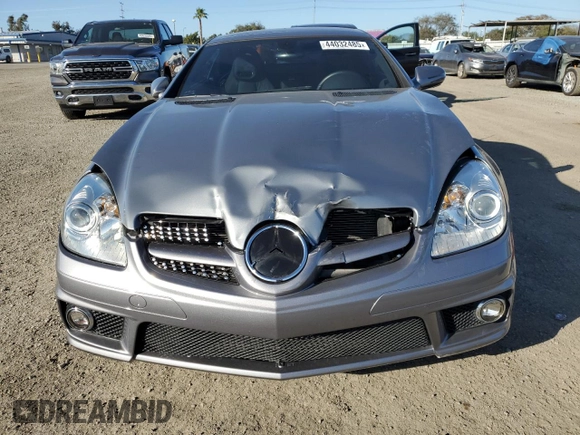 2010 Mercedes-Benz SLK-Class SLK 300 with VIN WDBWK5EA8AF230093, listed as a Copart auction lot 44032485 with 30,305 mi miles and Salvage Title. Bid and sale history available at carsss.com. Image 5.