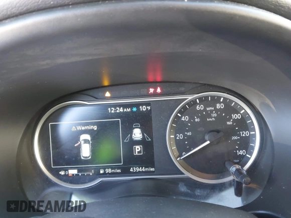 2019 Nissan Kicks SV with VIN 3N1CP5CU3KL482928, listed as a IAAI auction lot 41580205 with 43,944 mi miles. Bid and sale history available at carsss.com. Image 7.