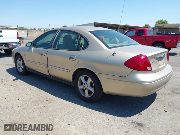 2000 Ford Taurus SES with VIN 1FAFP55S7YA134934, listed as a IAAI auction lot 42761994 with 238,126 mi miles and . Bid and sale history available at DreamBid. Image 3.