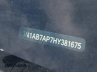 2017 Nissan Sentra S z VIN 3N1AB7AP7HY381675, wystawiony jako IAAI lot #42311574 z przebiegiem 92 382 mil mil oraz . Historia ofert i sprzedaży dostępna na DreamBid. Obrazek 17.