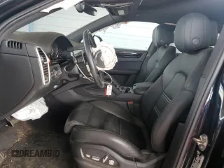 2021 Porsche Cayenne z VIN WP1AA2AY2MDA09149, wystawiony jako Copart lot #53487725 z przebiegiem 30 318 mil mil oraz Szkoda całkowita • Salvage title. Historia ofert i sprzedaży dostępna na DreamBid. Obrazek 7.