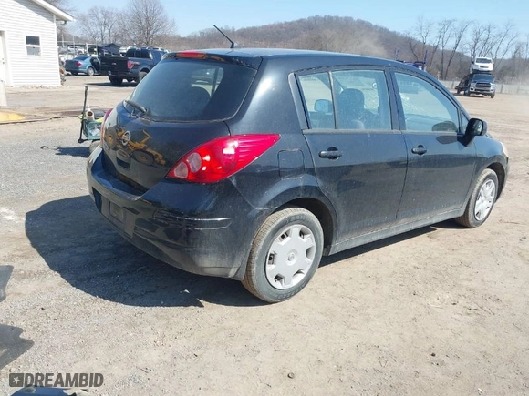 2009 Nissan Versa 1.8 S with VIN 3N1BC13E89L501721, listed as a IAAI auction lot 41770266 with 203,314 mi miles. Bid and sale history available at carsss.com. Image 4.