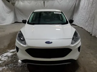 2022 Ford Escape SE with VIN 1FMCU9G60NUA60551, listed as a Copart auction lot 52040345 with 117,769 mi miles and Clean Title. Bid and sale history available at carsss.com. Image 5.