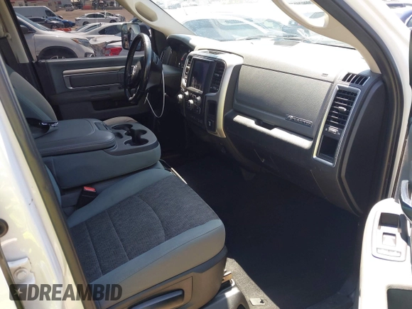 2019 Ram 1500 SLT с VIN 1C6RR6TT5KS608648, выставлен на аукционе IAAI как лот 42311741 с пробегом 112 883 миль миль и . История ставок и продаж доступна на DreamBid. Изображение 5.