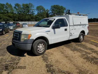 2010 Ford F-150 XL with VIN 1FTMF1CW1AKA46433, listed as a Copart auction lot 72318124 with 93,095 mi miles and Clean title. Bid and sale history available at DreamBid. Image 1.