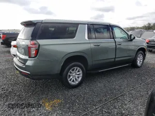 2023 Chevrolet Suburban LT with VIN 1GNSCCKD2PR195582, listed as a Copart auction lot 84453924 with 46,695 mi miles and Salvage title. Bid and sale history available at DreamBid. Image 3.