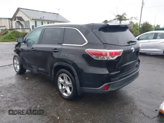 2016 Toyota Highlander Limited with VIN 5TDDKRFH4GS299299, listed as a IAAI auction lot 42206625 with 149,768 mi miles and . Bid and sale history available at DreamBid. Image 3.