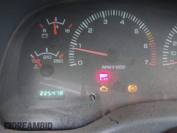 2000 Dodge Dakota Sport with VIN 1B7GG2AN2YS760690, listed as a IAAI auction lot 41616767 with 225,478 mi miles and . Bid and sale history available at carsss.com. Image 7.