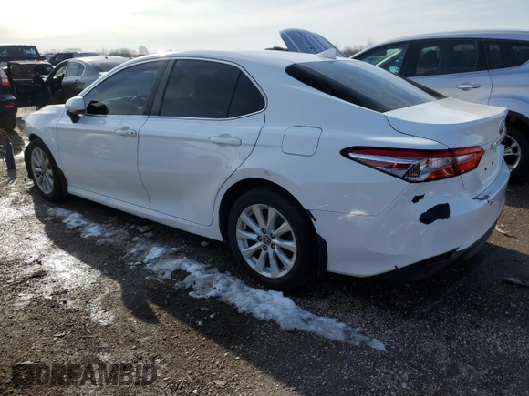 2020 Toyota Camry LE with VIN 4T1C11AK2LU952832, listed as a Copart auction lot 49873975 with 61,376 mi miles and Salvage Title. Bid and sale history available at carsss.com. Image 2.