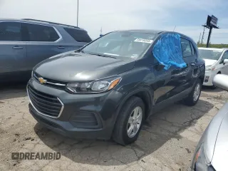 2020 Chevrolet Trax LS z VIN 3GNCJNSB6LL109275, wystawiony jako Copart lot #58816055 z przebiegiem 138 382 mil mil oraz Czysty tytuł • Clean title. Historia ofert i sprzedaży dostępna na DreamBid. Obrazek 1.