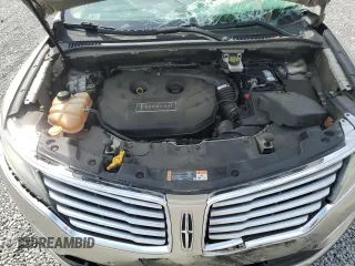 2015 Lincoln MKC with VIN 5LMTJ2AH8FUJ10105, listed as a Copart auction lot 51577095 with Not Provided miles and Salvage Title. Bid and sale history available at carsss.com. Image 12.
