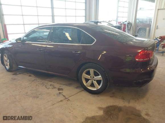2012 Volkswagen Passat SE with VIN 1VWBH7A31CC015450, listed as a IAAI auction lot 41763605 with 160,288 mi miles. Bid and sale history available at carsss.com. Image 3.