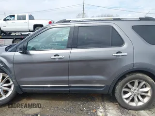 2012 Ford Explorer XLT with VIN 1FMHK8D81CGA54426, listed as a IAAI auction lot 41931005 with 194,501 mi miles and . Bid and sale history available at DreamBid. Image 14.