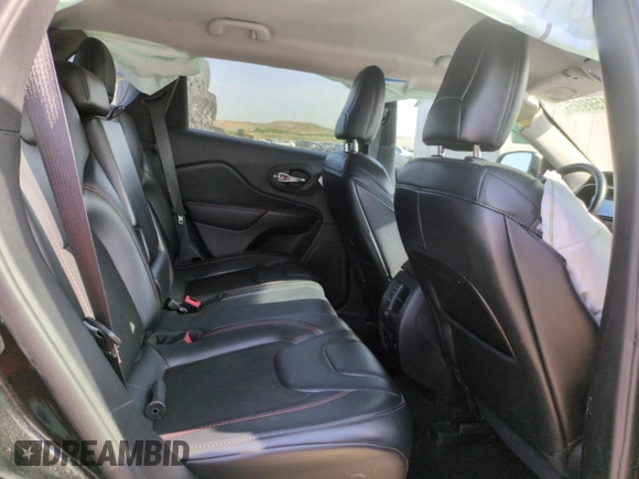 2020 Jeep Cherokee Trailhawk с VIN 1C4PJMBX6LD608552, выставлен на аукционе Copart как лот 52159995 с пробегом 84 368 миль миль и Списание • Salvage title. История ставок и продаж доступна на DreamBid. Изображение 10.