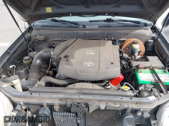 2006 Toyota Tundra SR5 with VIN 5TBRU34156S479093, listed as a IAAI auction lot 41392641 with 255,410 mi miles. Bid and sale history available at carsss.com. Image 10.